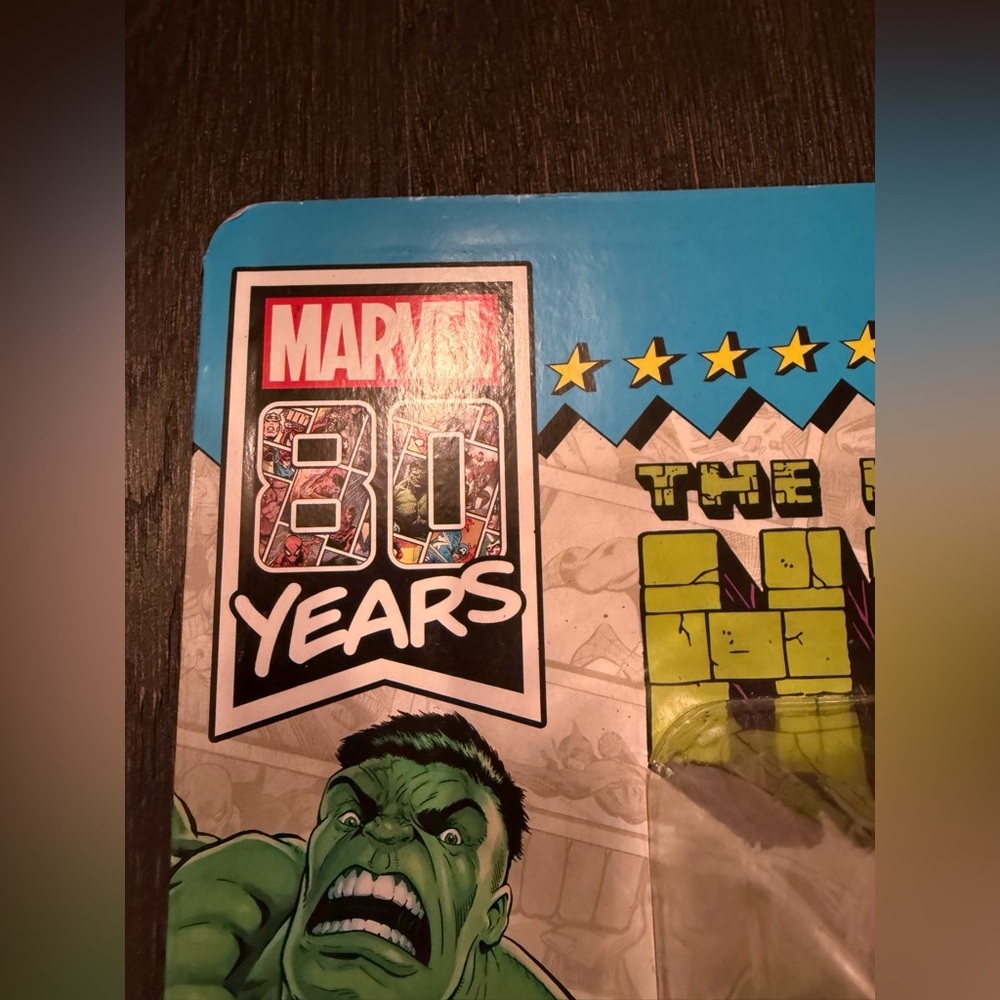 2018 SDCC Hasbro Marvel Legends Retro Super Heroes Hulk Boxed Figure - Picture 4 of 5